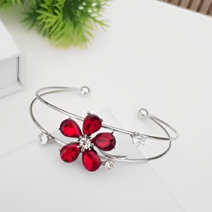 RED FLOWER BRACELATE