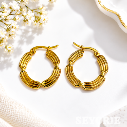Scalloped Hoops Earrings